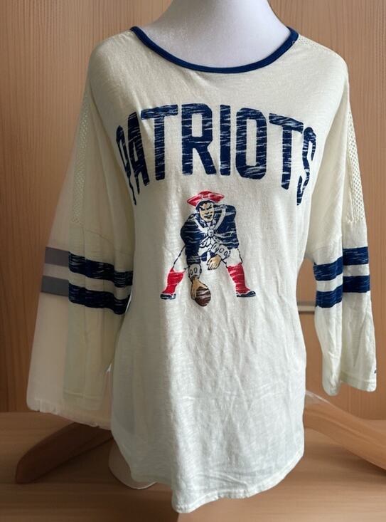 Starter Other - VTG New England Patriots Shirt 2XL Womens STARTER White 3/4 Jersey Sleeve 1990s